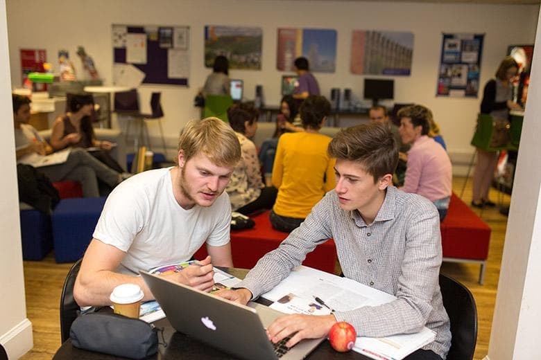Kaplan International English – Edinburgh 사진 7