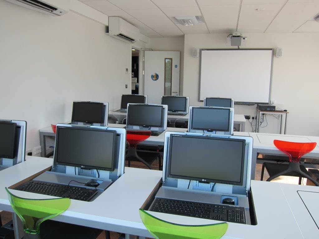 Oxford International English Schools/Greenwich 사진 17