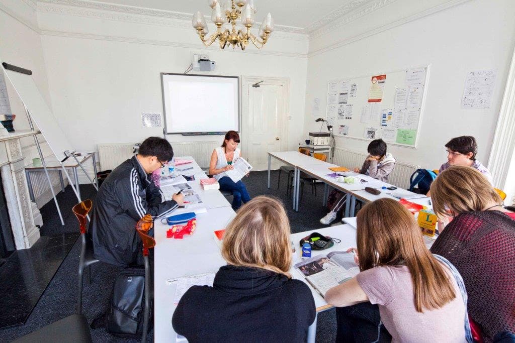 Oxford International English Schools/Brighton 사진 16