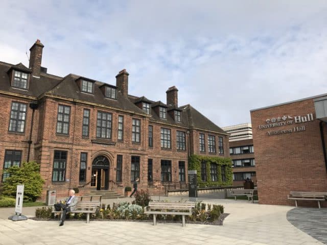  CEG Oncampus Hull – 헐 대학/대학원 진학 보장 과정