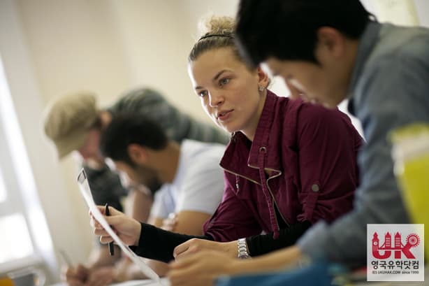 Oxford International English Schools/Brighton 사진 5
