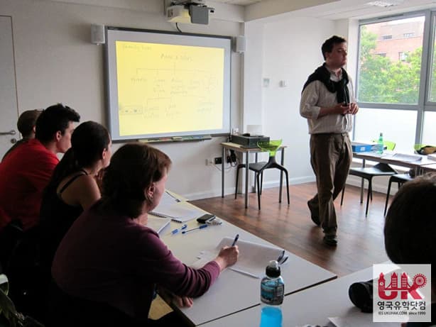 Oxford International English Schools/Greenwich 사진 11
