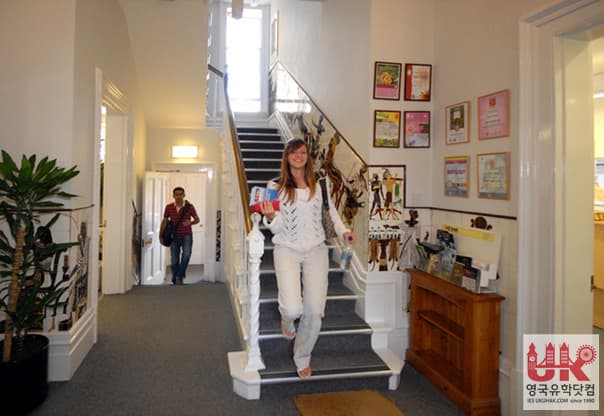 Oxford English Centre (OEC) 사진 2