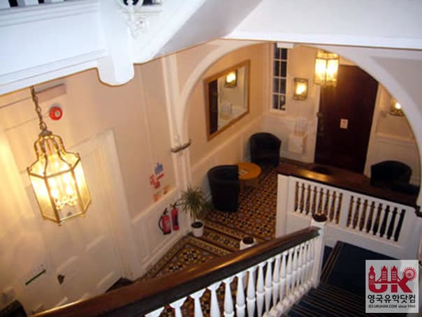Frances King School of English 사진 8